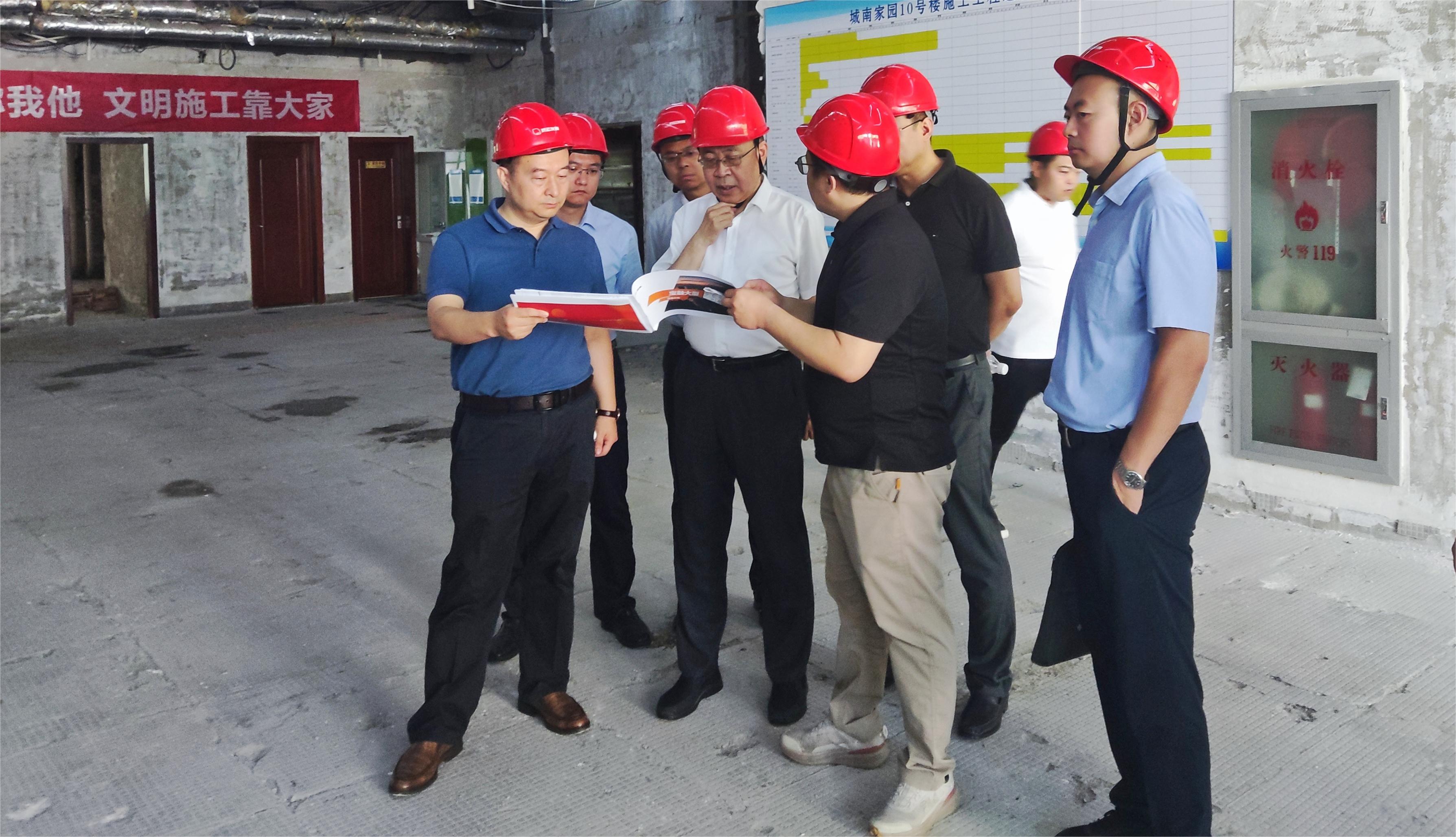 天津市国资委党委书记、主任张勇深入一帆视频
租赁住房项目调研指导工作