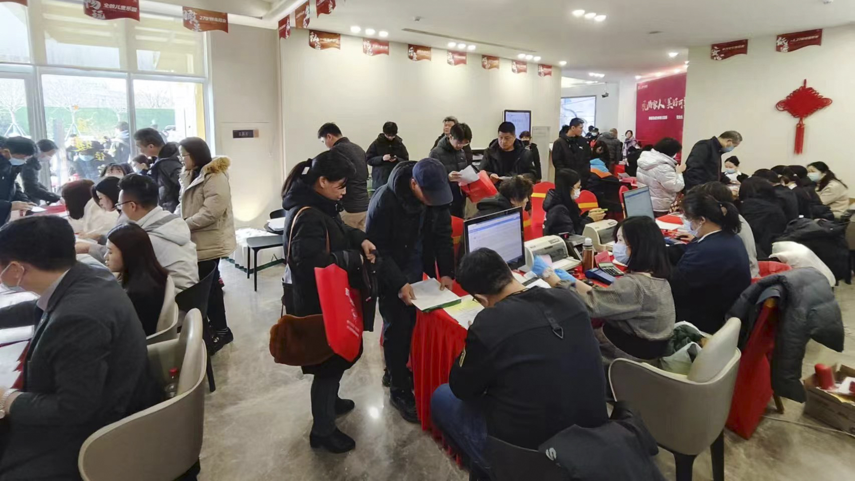 子公司动态丨津投城开林里公园项目顺利交付