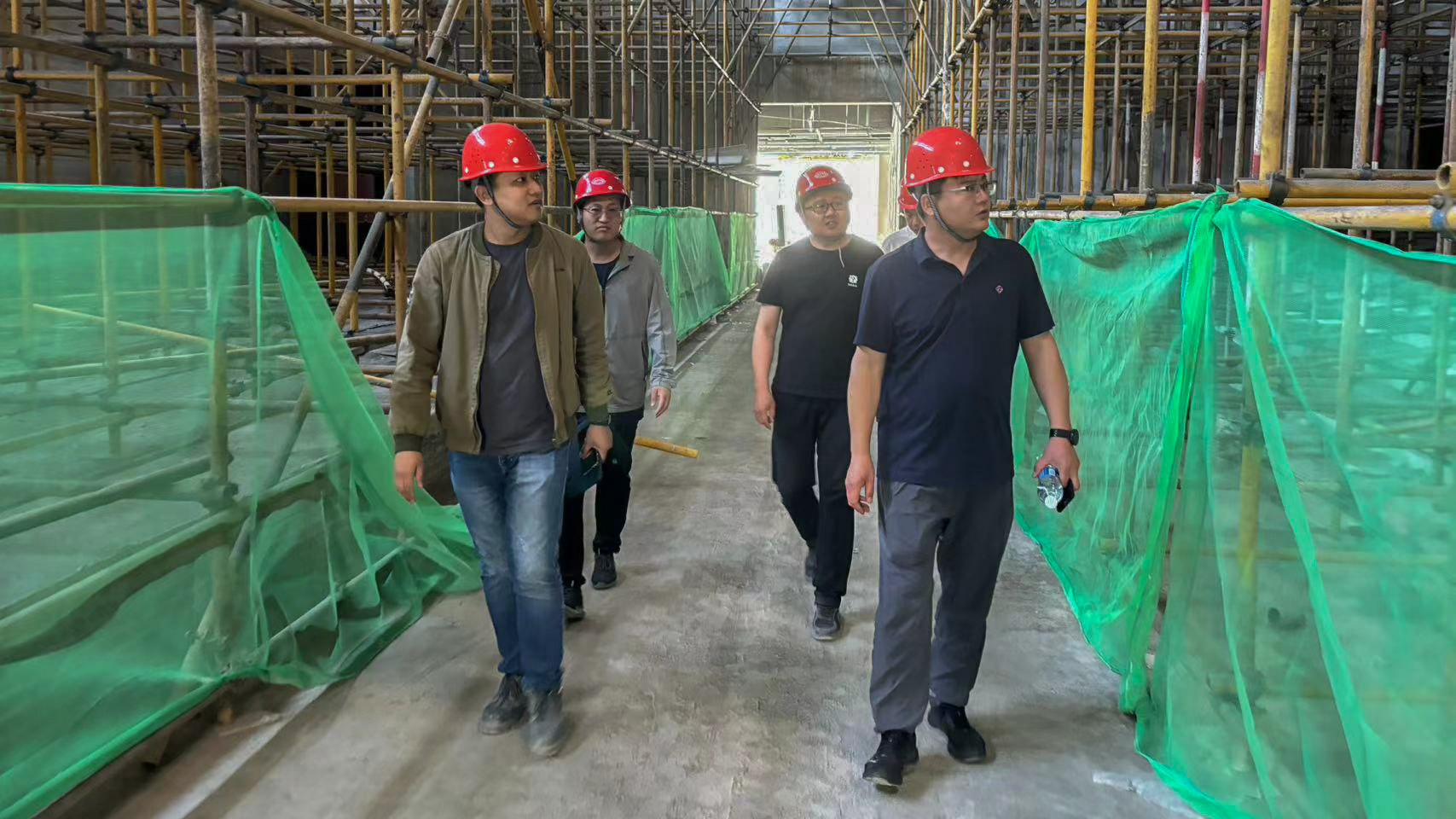 压实责任链 守好节日关 | 公司领导开展“五一”期间安全生产督导检查