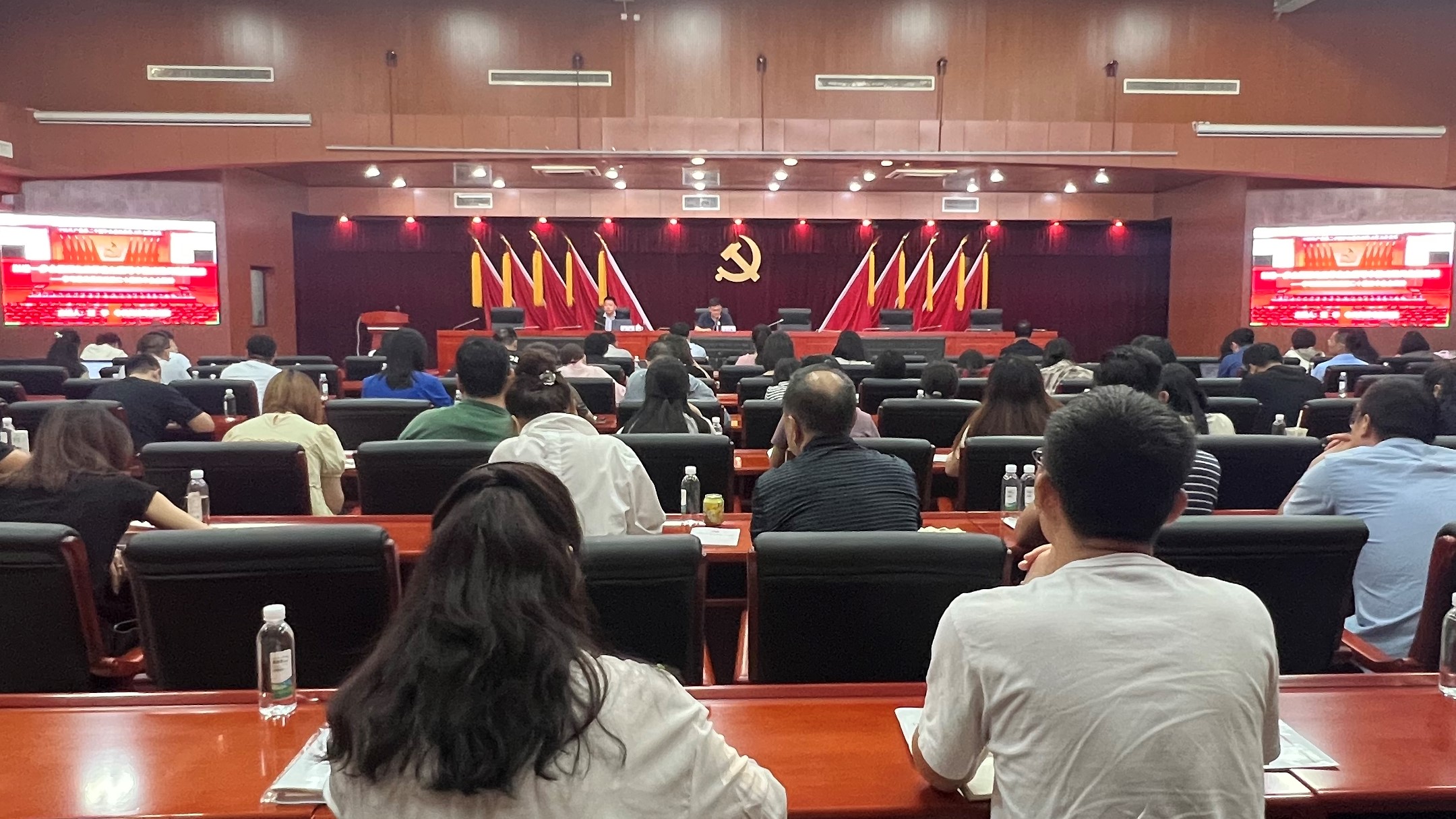 一帆视频
党委举办学习贯彻党的二十届三中全会精神专题培训