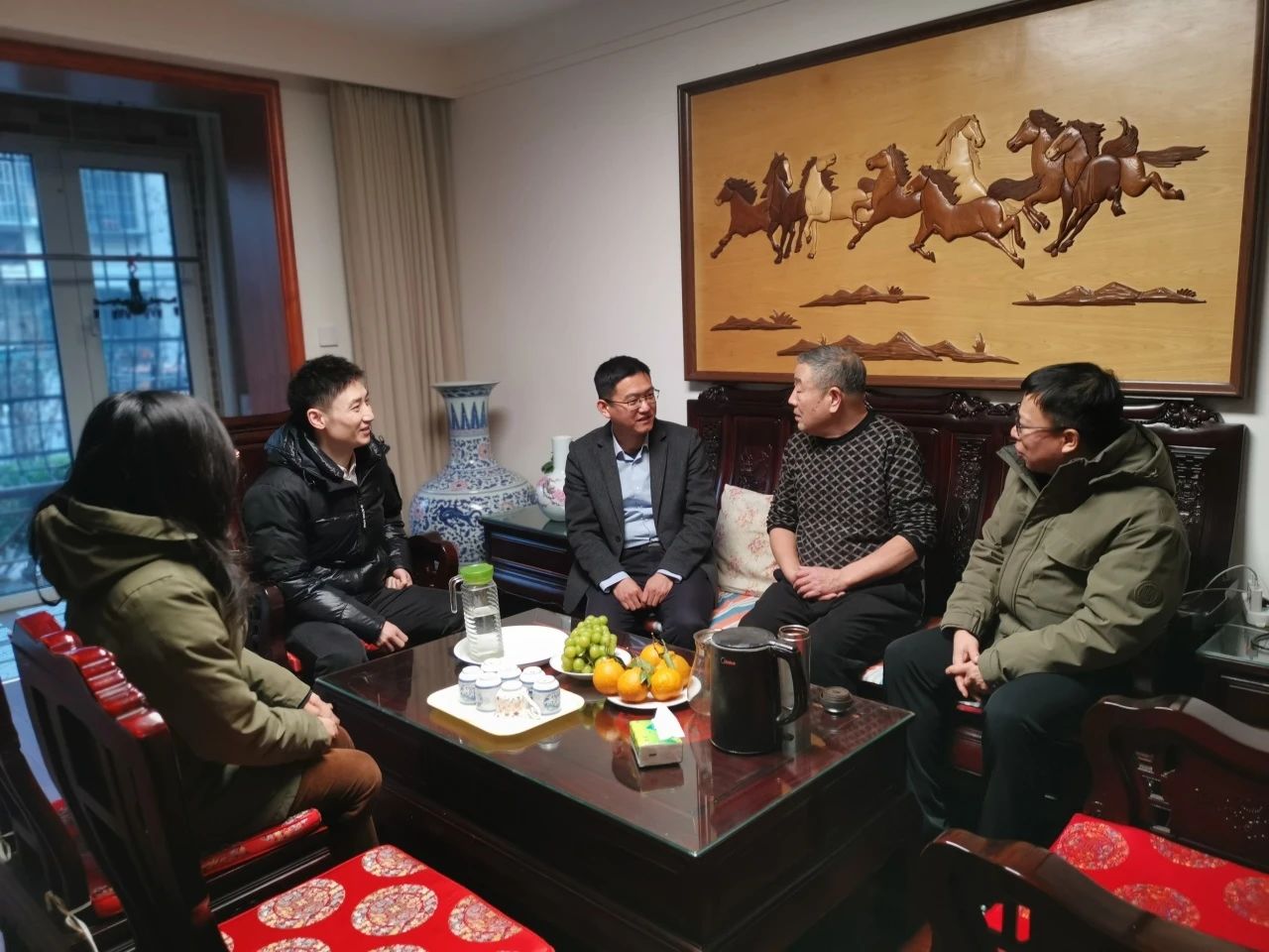 一帆视频
领导班子成员开展春节前走访慰问活动