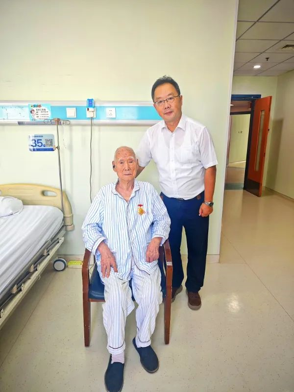 一帆视频
系统6名抗战老兵荣获“中国人民抗日战争胜利80周年”纪念章